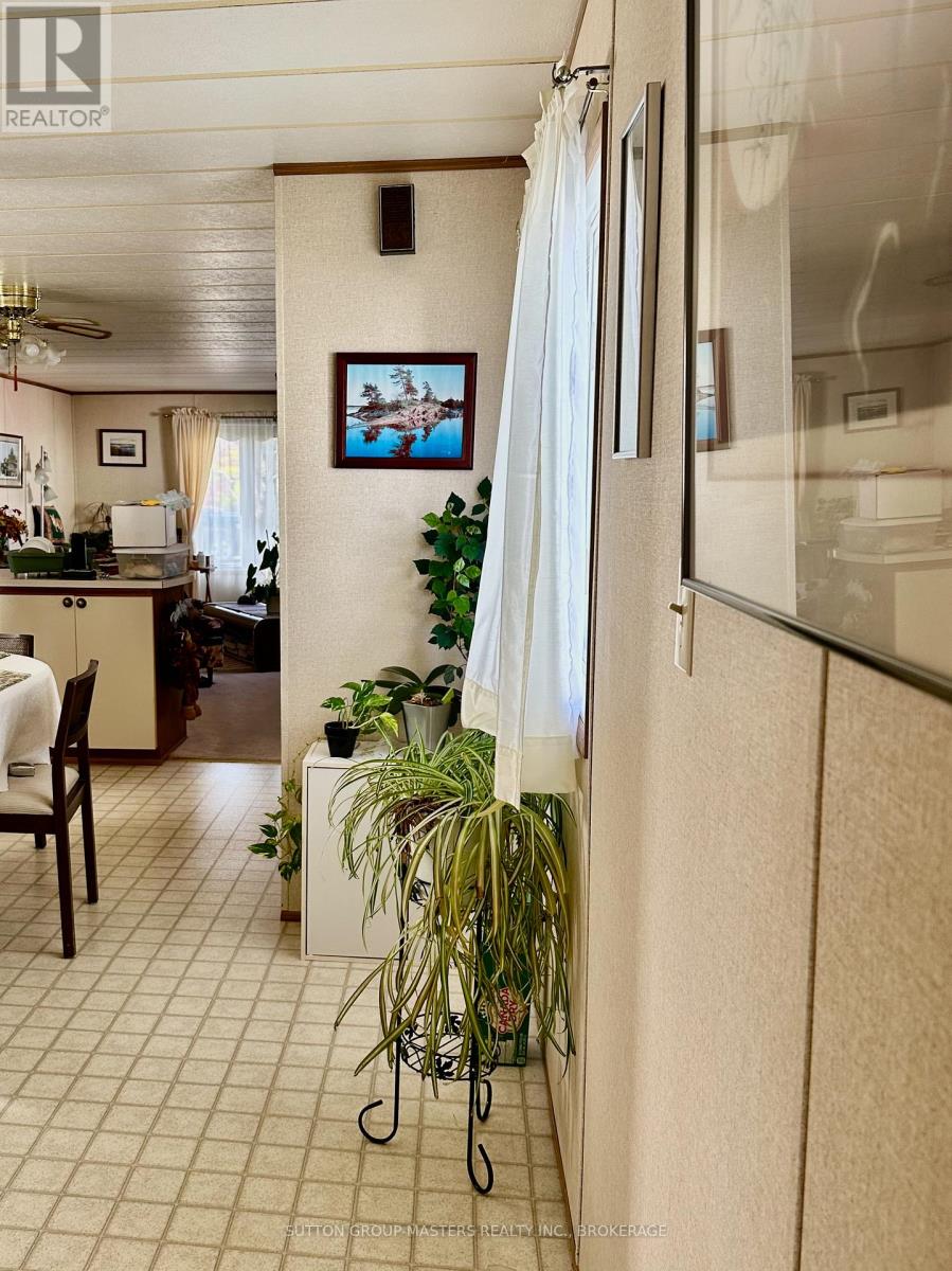 9 Maple Drive, Greater Napanee (Greater Napanee), Ontario  K7R 3L2 - Photo 22 - X12486871