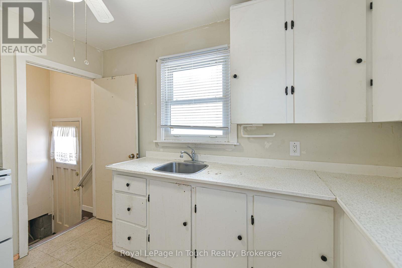 95 Westmount Drive N, Orillia, Ontario L3V 6B9 - Photo 17 - S12629536