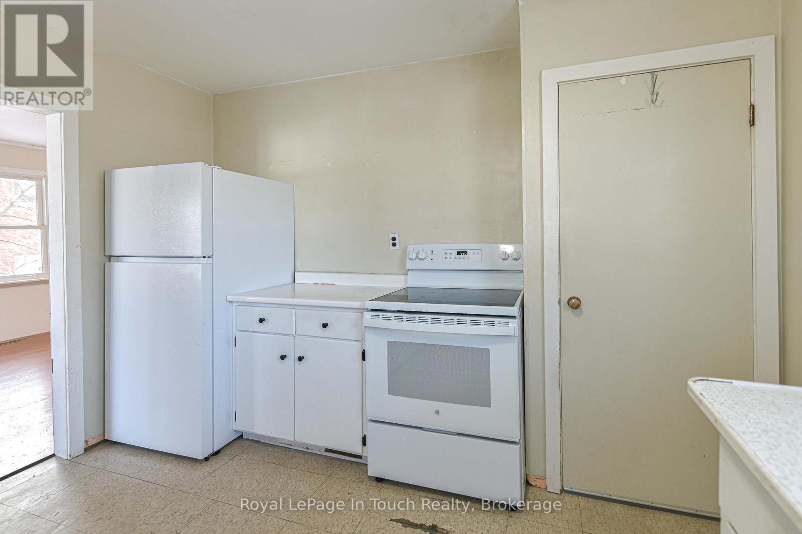 95 Westmount Drive N, Orillia, Ontario L3V 6B9 - Photo 18 - S12629536