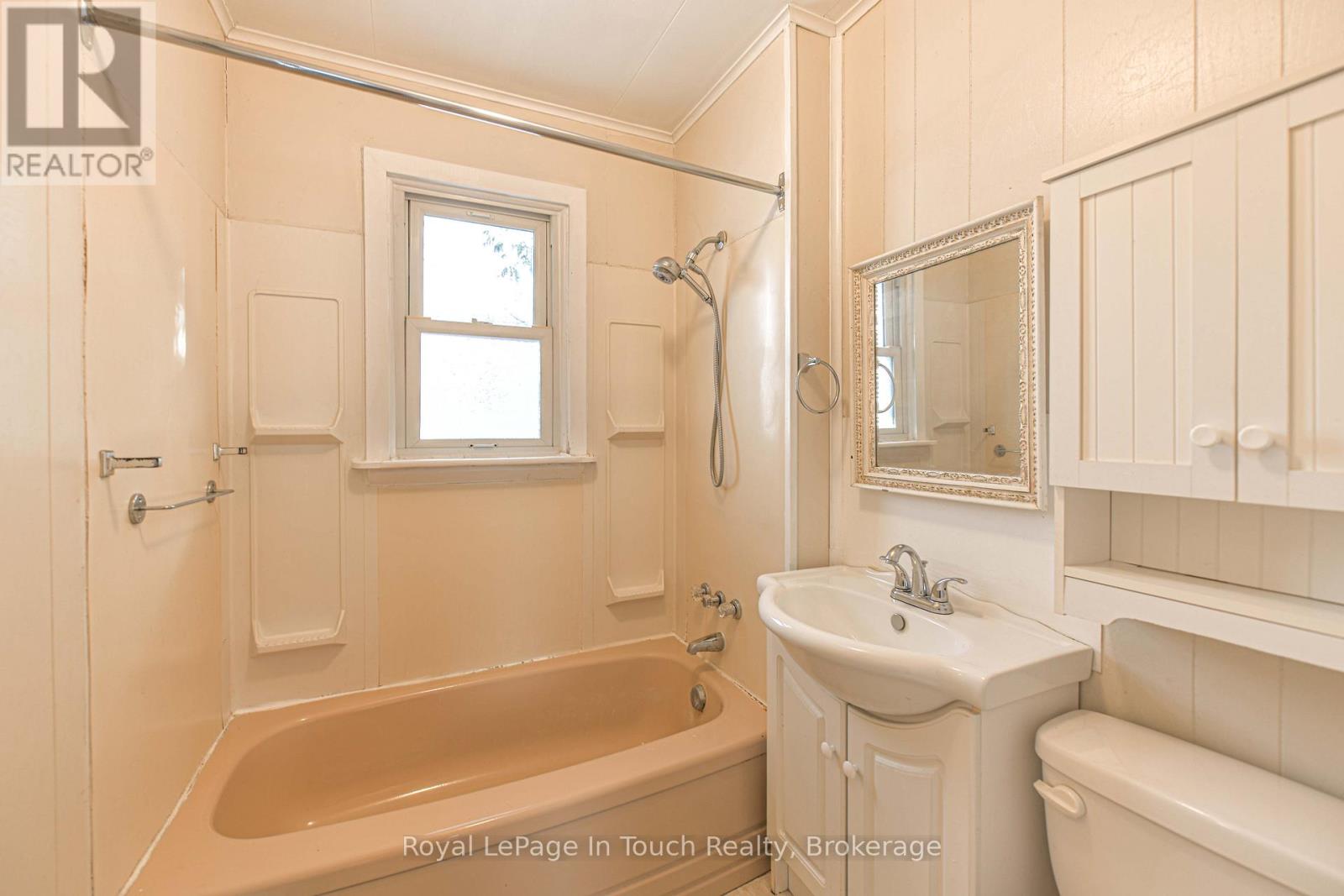 95 Westmount Drive N, Orillia, Ontario L3V 6B9 - Photo 22 - S12629536