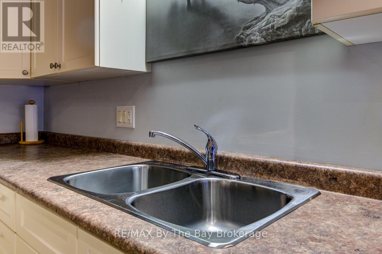 65 Meadow Lane, Wasaga Beach, Ontario L9Z 0A3 - Photo 15 - S12629542