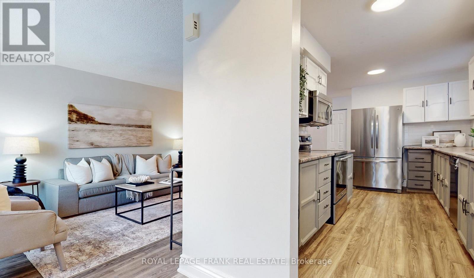 732 Annapolis Avenue, Oshawa, Ontario  L1J 6H2 - Photo 3 - E12629386