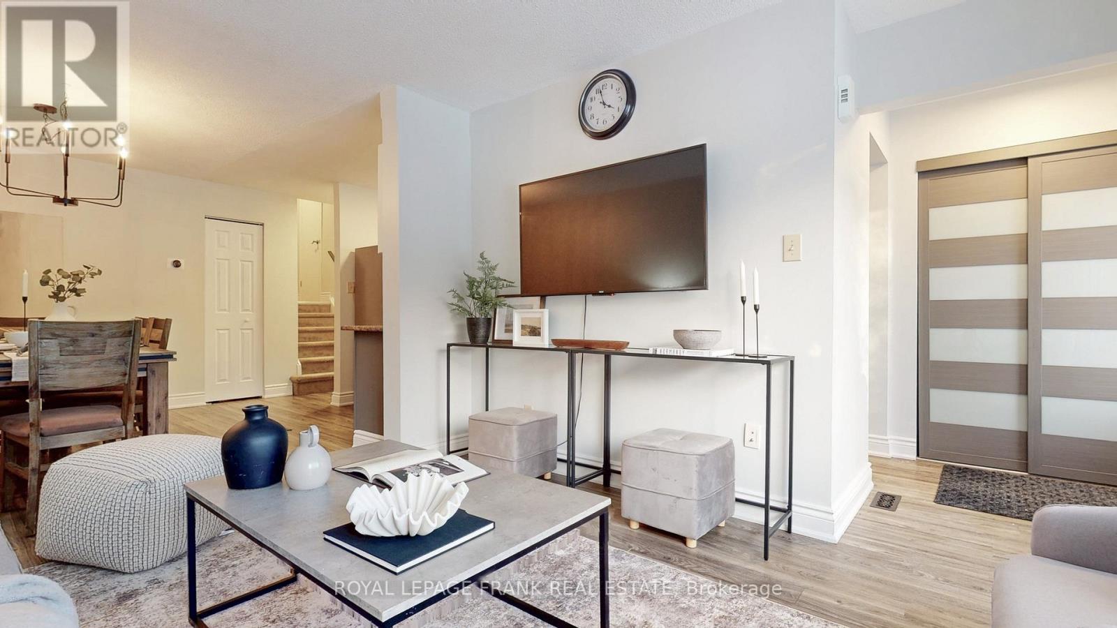 732 Annapolis Avenue, Oshawa, Ontario  L1J 6H2 - Photo 5 - E12629386