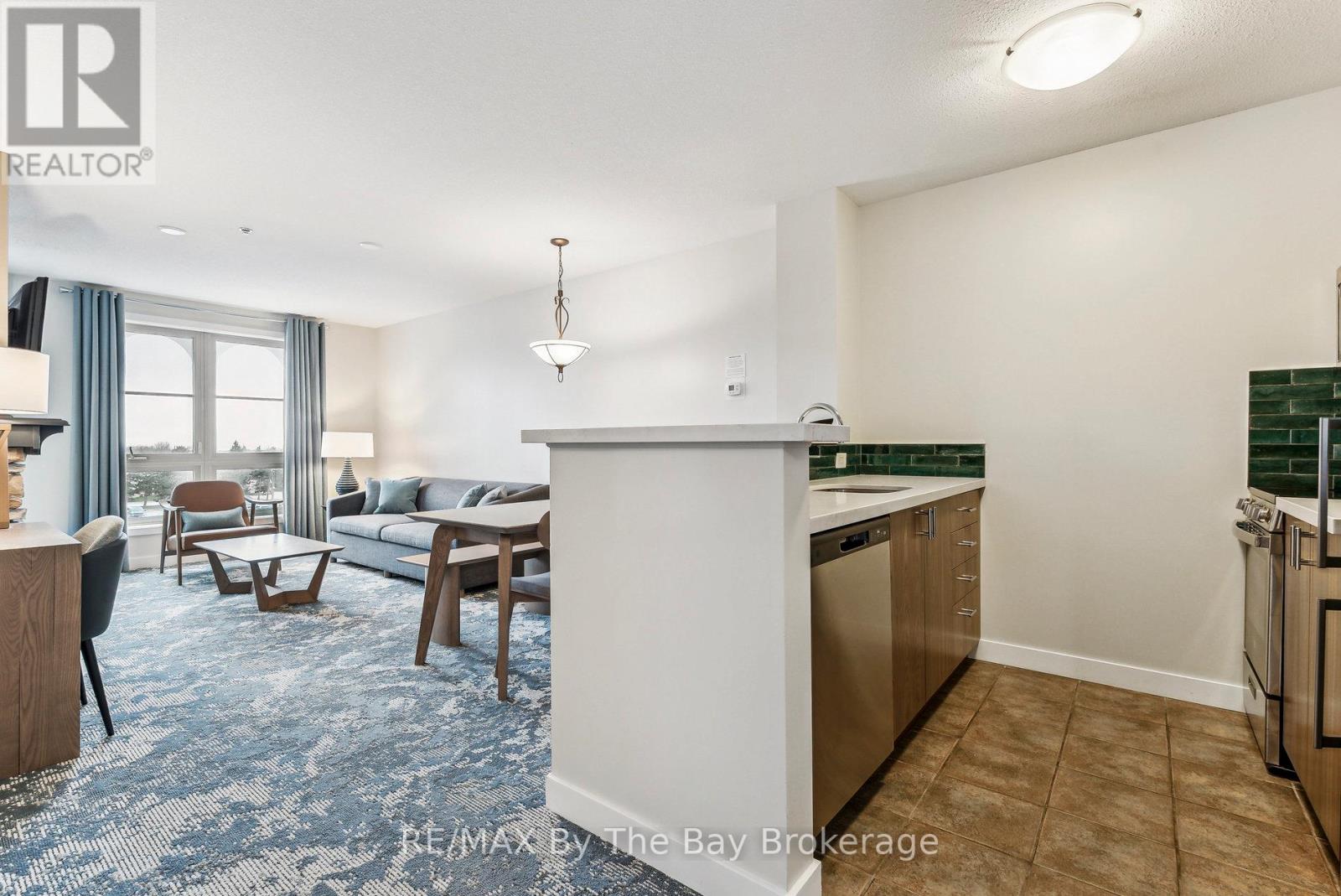 317 - 170 Jozo Weider Boulevard, Blue Mountains, Ontario L9Y 0V2 - Photo 7 - X12629364