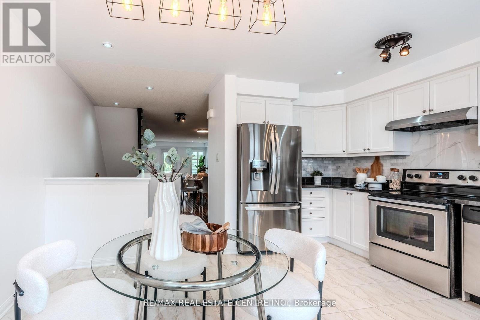 48 - 6020 Derry Road, Milton, Ontario  L9T 8L6 - Photo 11 - W12629304