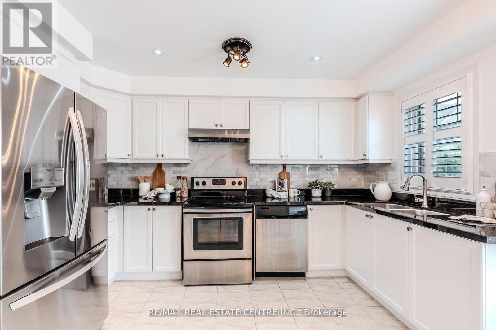 48 - 6020 Derry Road, Milton, Ontario  L9T 8L6 - Photo 13 - W12629304