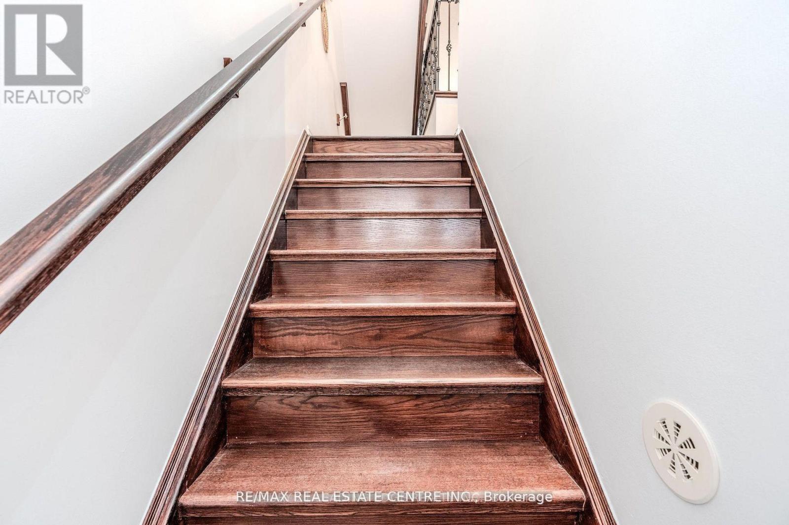 48 - 6020 Derry Road, Milton, Ontario  L9T 8L6 - Photo 3 - W12629304