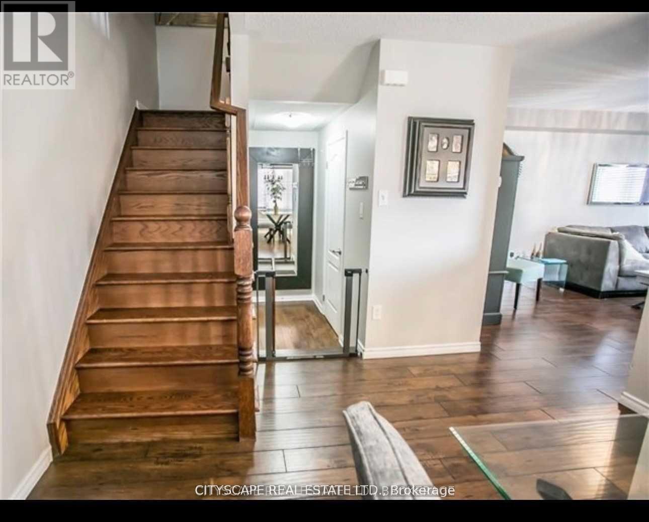 1023 Stemman Place, Milton, Ontario  L9T 8R1 - Photo 6 - W12629320