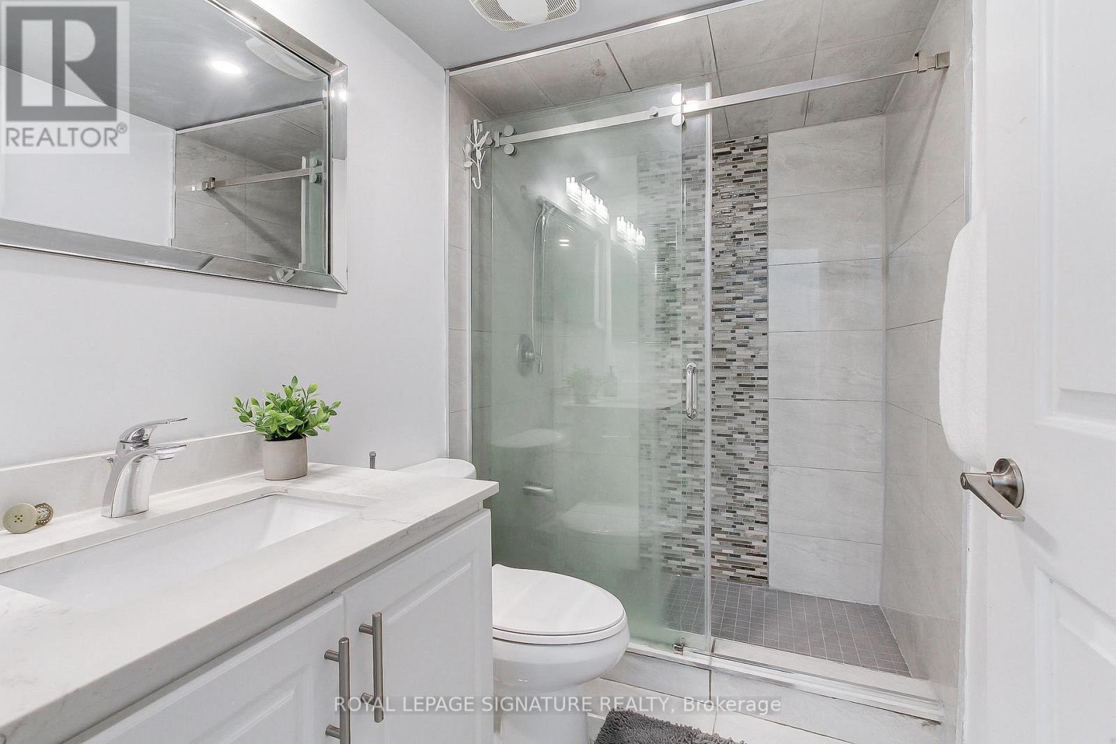 Th-104 - 90 Absolute Avenue, Mississauga, Ontario  L4Z 0A1 - Photo 30 - W12629334