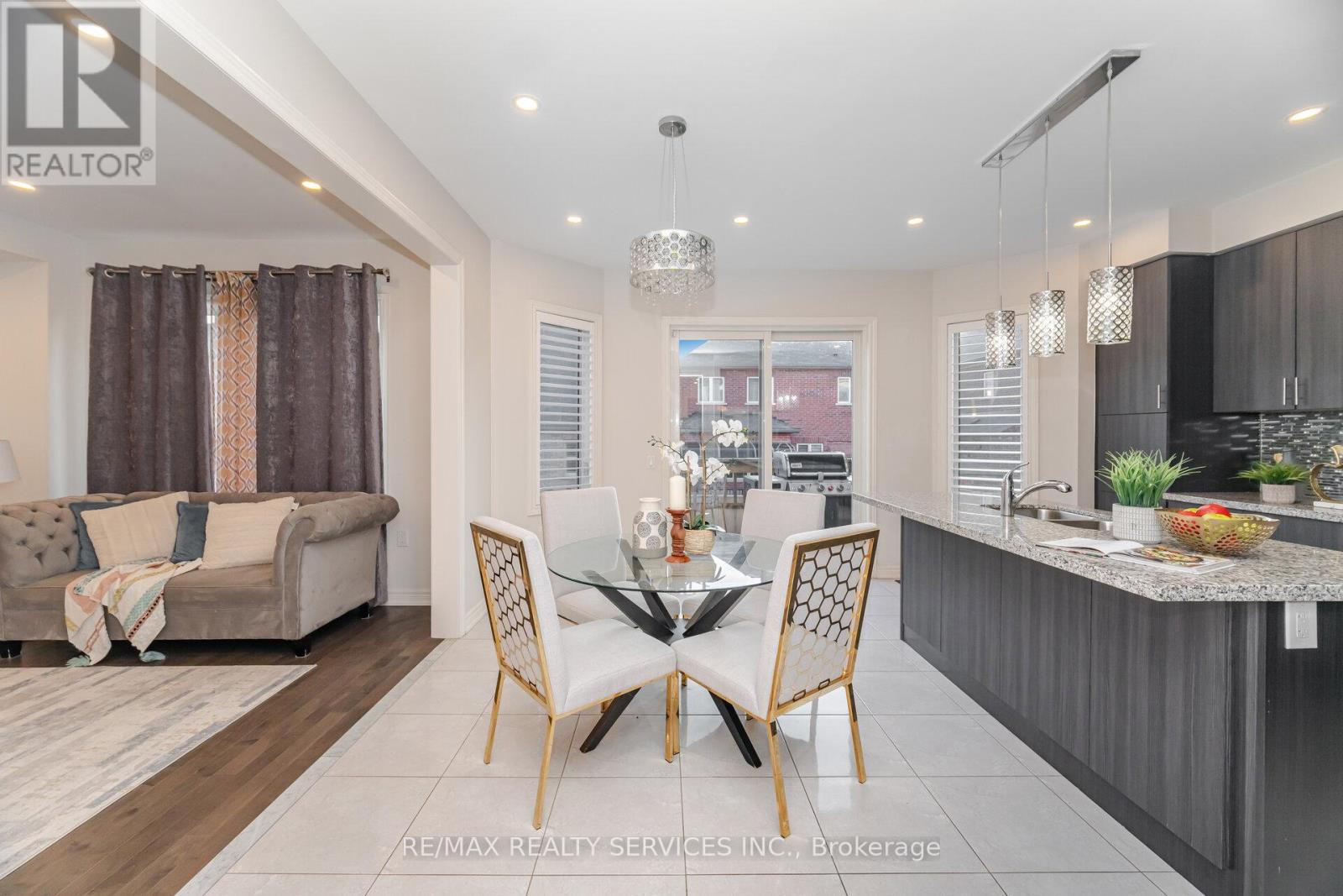 52 Blackberry Valley Crescent, Caledon, Ontario  L7C 3Z9 - Photo 13 - W12629344