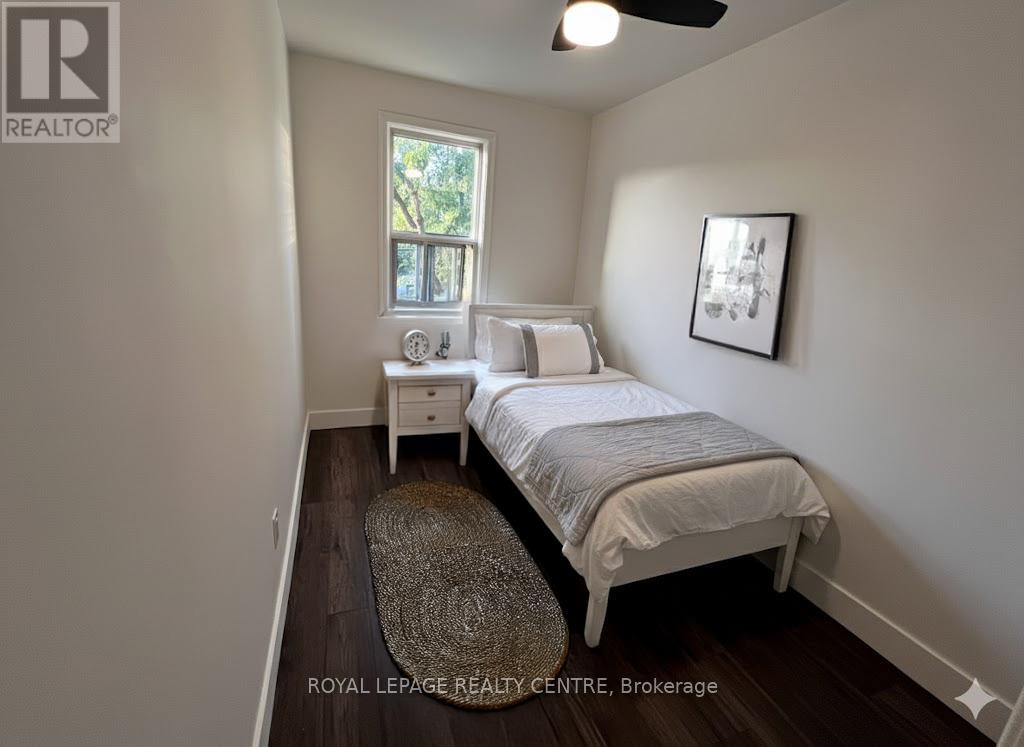 1 - 3351 Lake Shore Boulevard W, Toronto, Ontario  M8W 1N1 - Photo 14 - W12629356