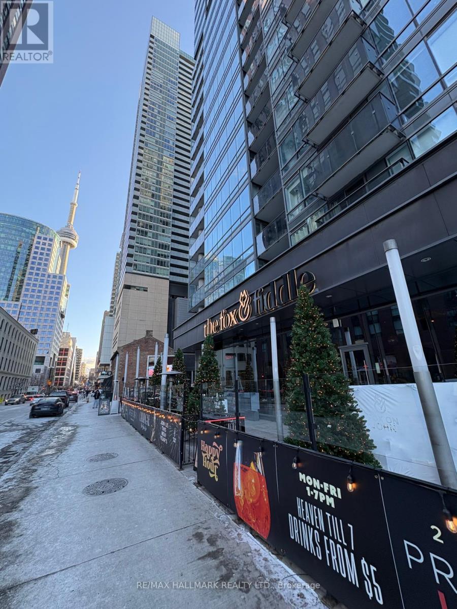 304 - 270 ADELAIDE STREET W, Toronto, Ontario