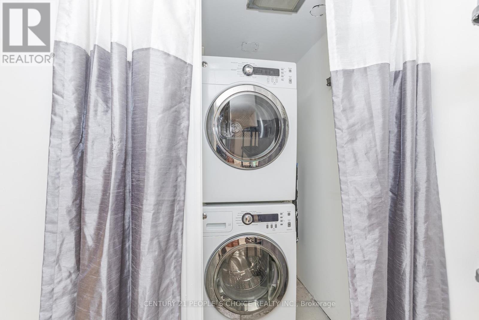 Bsmnt - 212 Oakwood Avenue, Toronto, Ontario M6E 2V4 - Photo 24 - C12605338