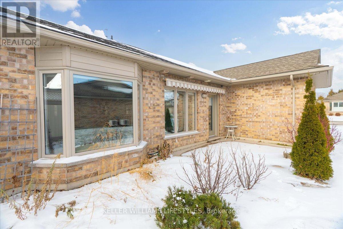 21 - 5969 Townsend Line, Lambton Shores, Ontario  N0N 1J0 - Photo 33 - X12629378