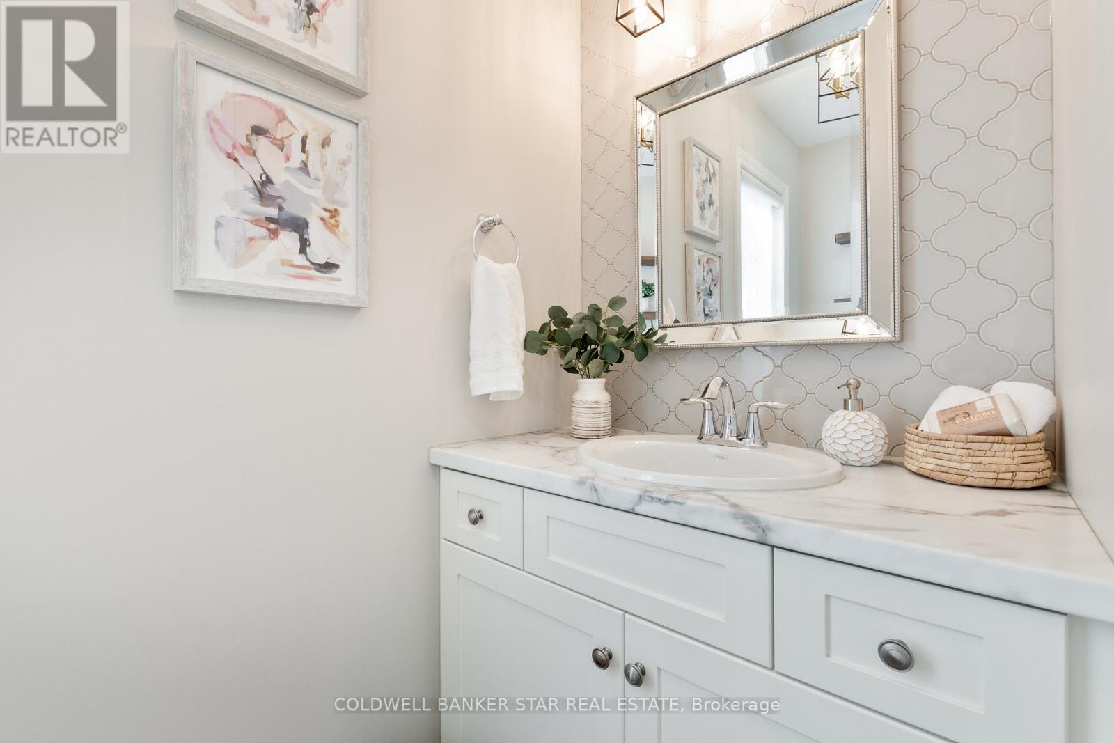 5229 Wales Crescent, Malahide, Ontario  N5H 2R2 - Photo 28 - X12629528