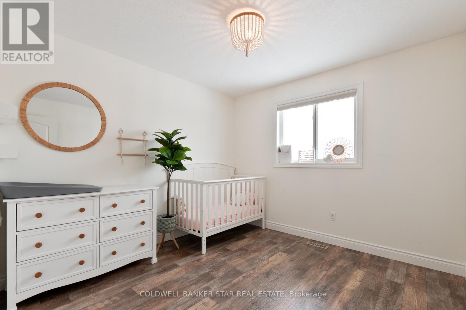 5229 Wales Crescent, Malahide, Ontario  N5H 2R2 - Photo 35 - X12629528