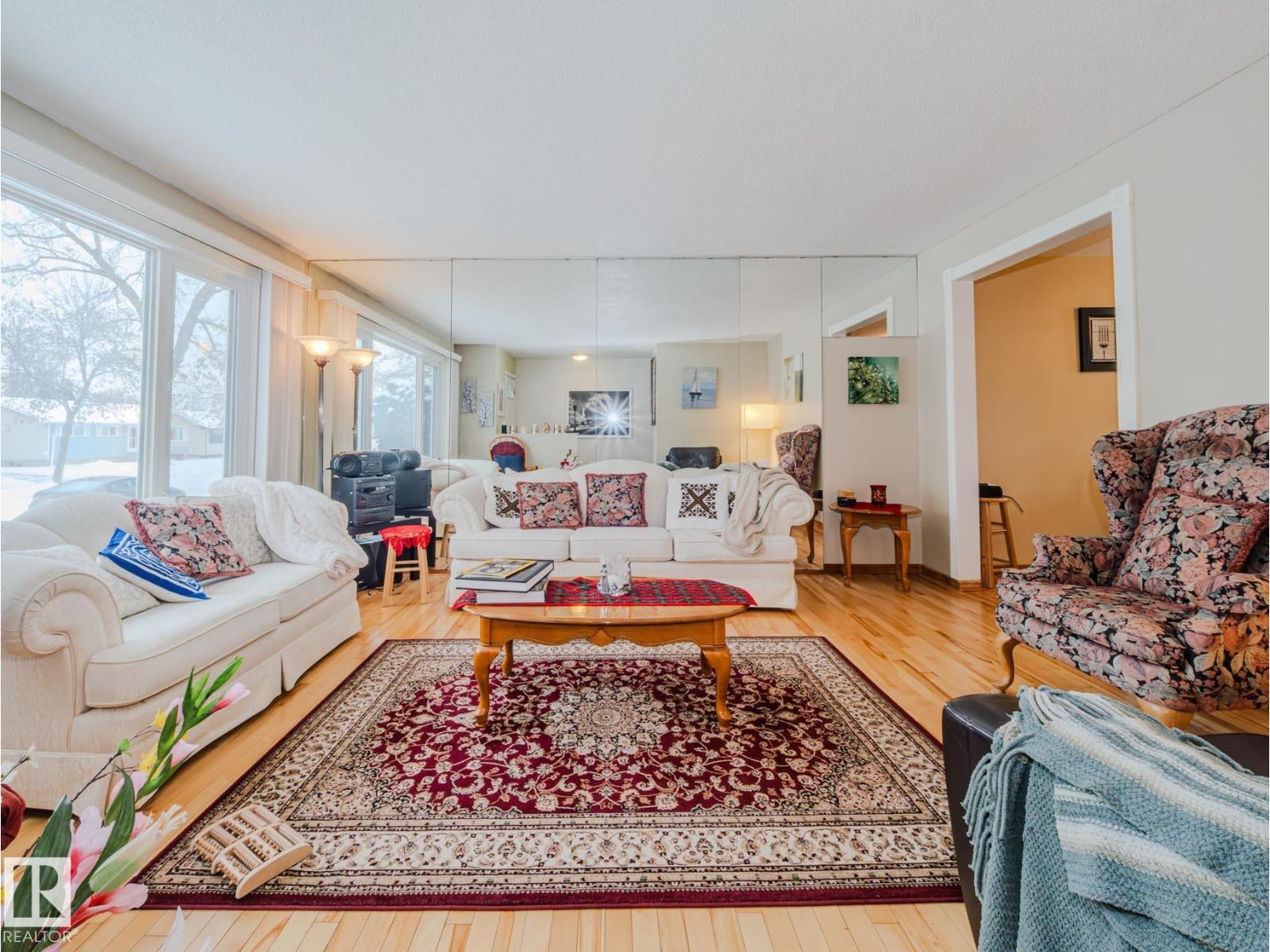 15212 60 St Nw, Edmonton, Alberta  T5A 1Z7 - Photo 8 - E4468007