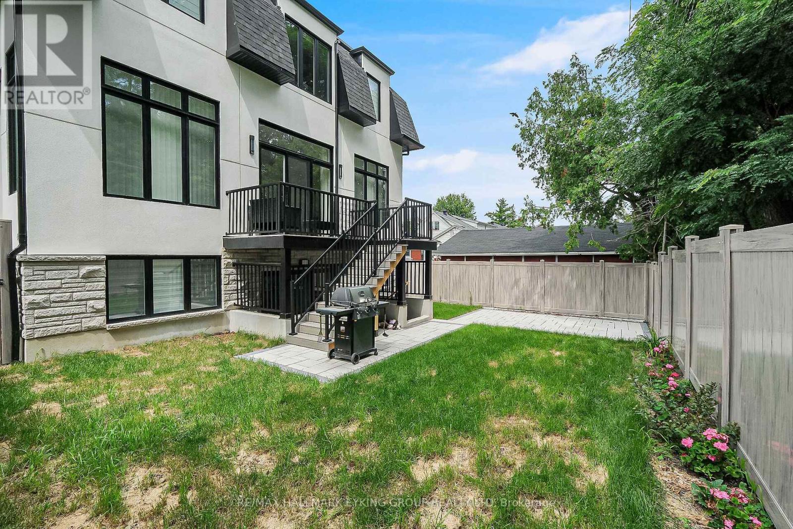 623 Rowanwood Avenue, Ottawa, Ontario  K2A 3E3 - Photo 47 - X12629402