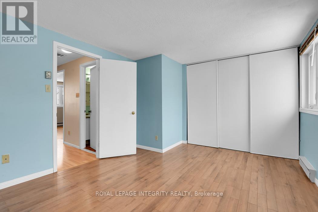 1312 Alness Court, Ottawa, Ontario  K1B 5H2 - Photo 15 - X12629404