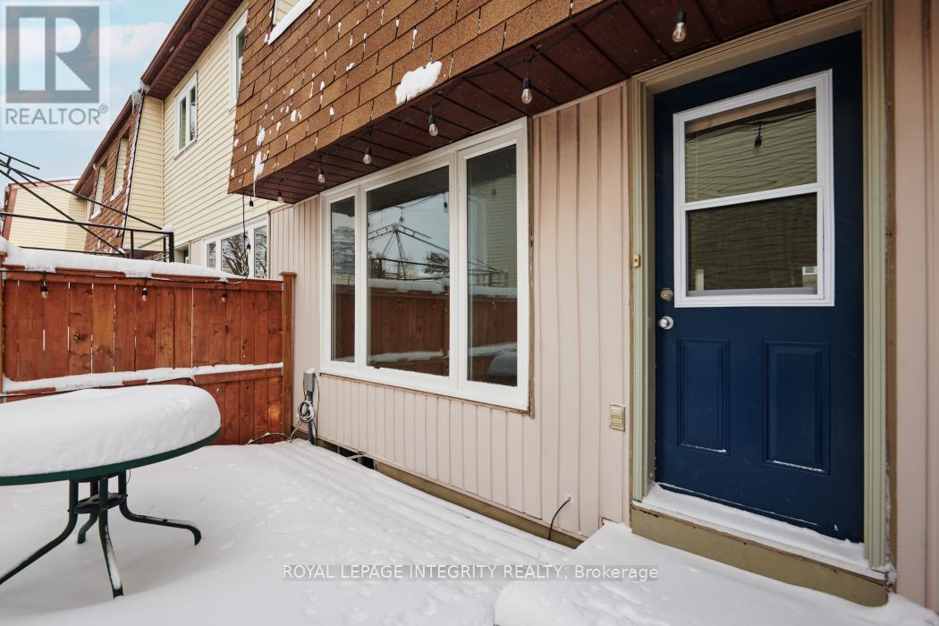 1312 Alness Court, Ottawa, Ontario  K1B 5H2 - Photo 28 - X12629404