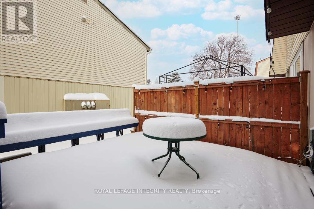 1312 Alness Court, Ottawa, Ontario  K1B 5H2 - Photo 29 - X12629404
