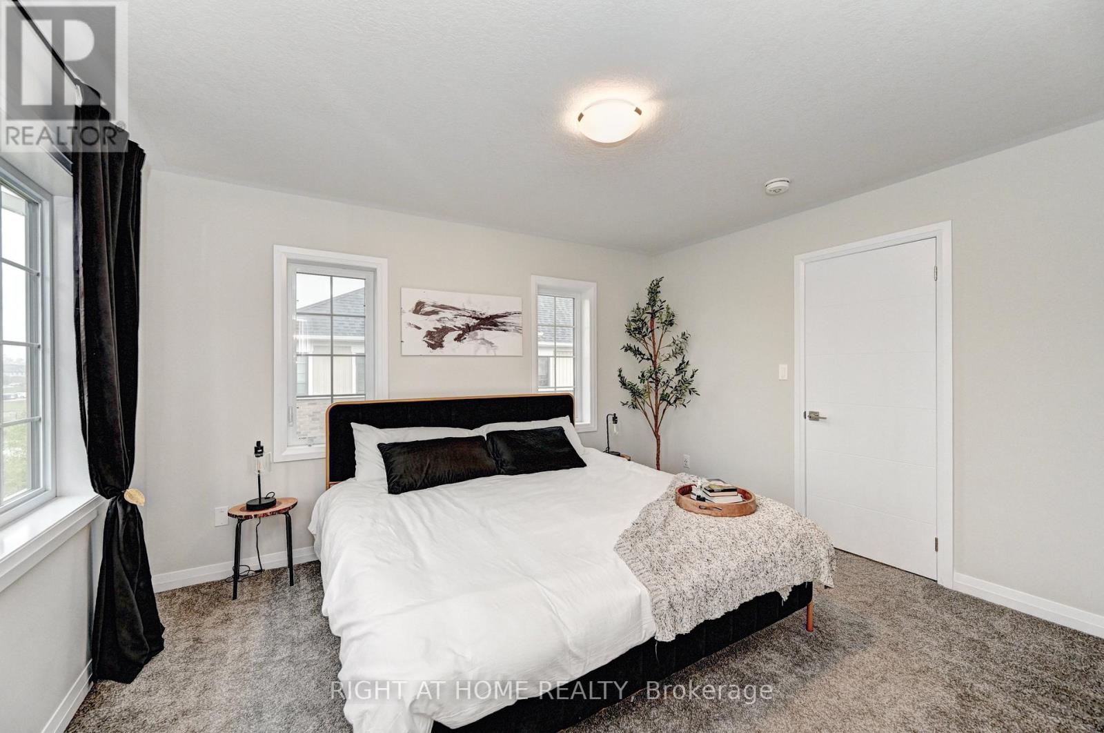 14 Bank Swallow Crescent, Kitchener, Ontario  N2P 0J7 - Photo 28 - X12589832