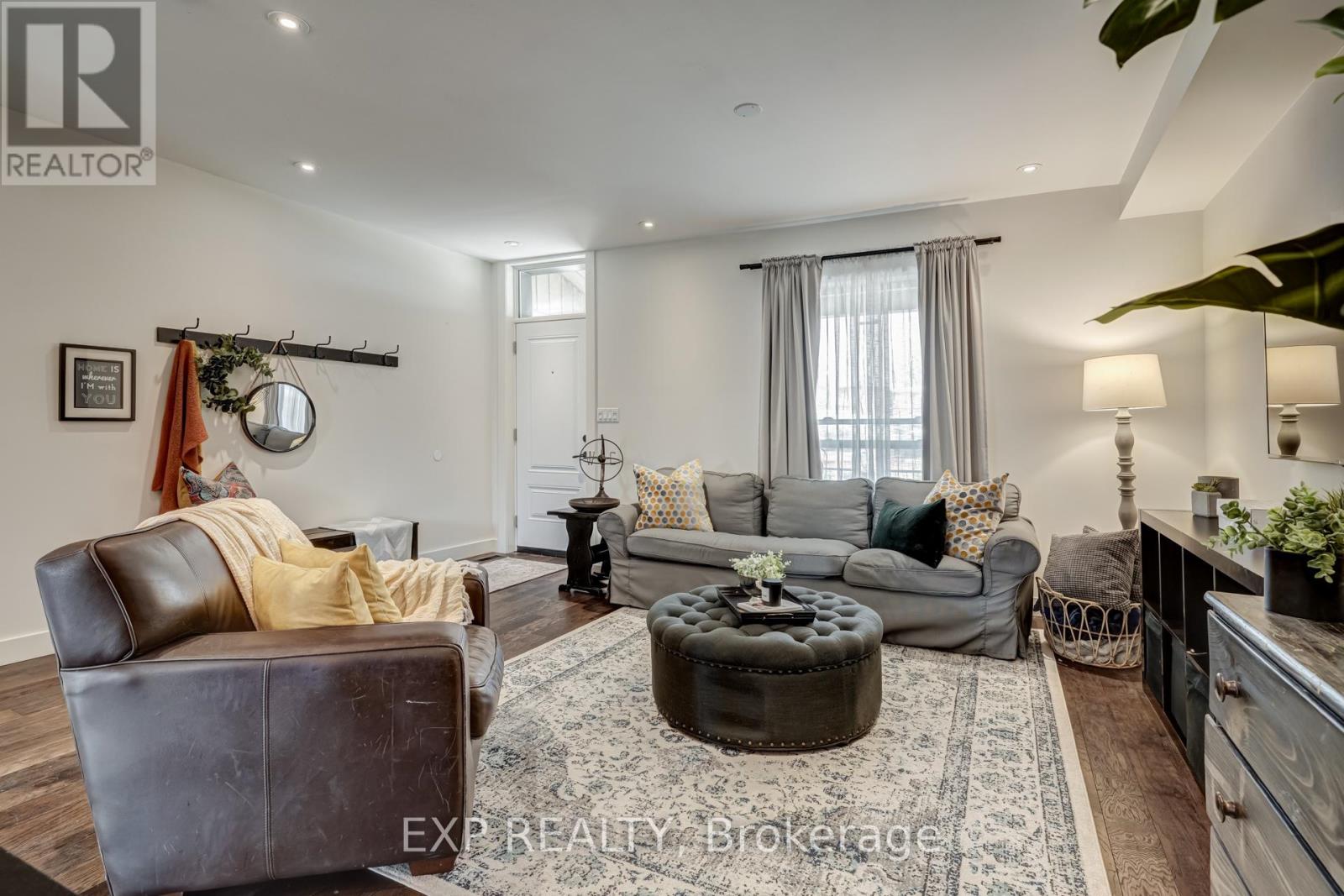 14 Milton Avenue, Hamilton, Ontario  L8L 6E6 - Photo 10 - X12629300