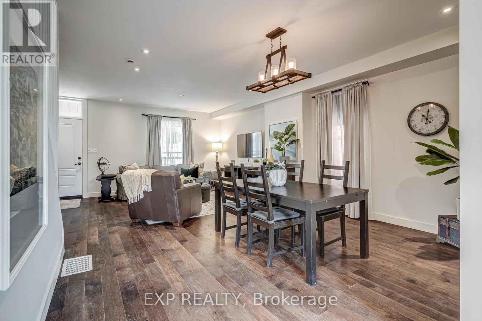 14 Milton Avenue, Hamilton, Ontario  L8L 6E6 - Photo 9 - X12629300