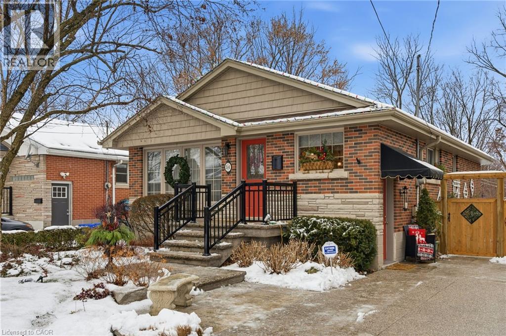 34 Ramsey Crescent, Hamilton, Ontario  L8S 2N2 - Photo 2 - 40793512