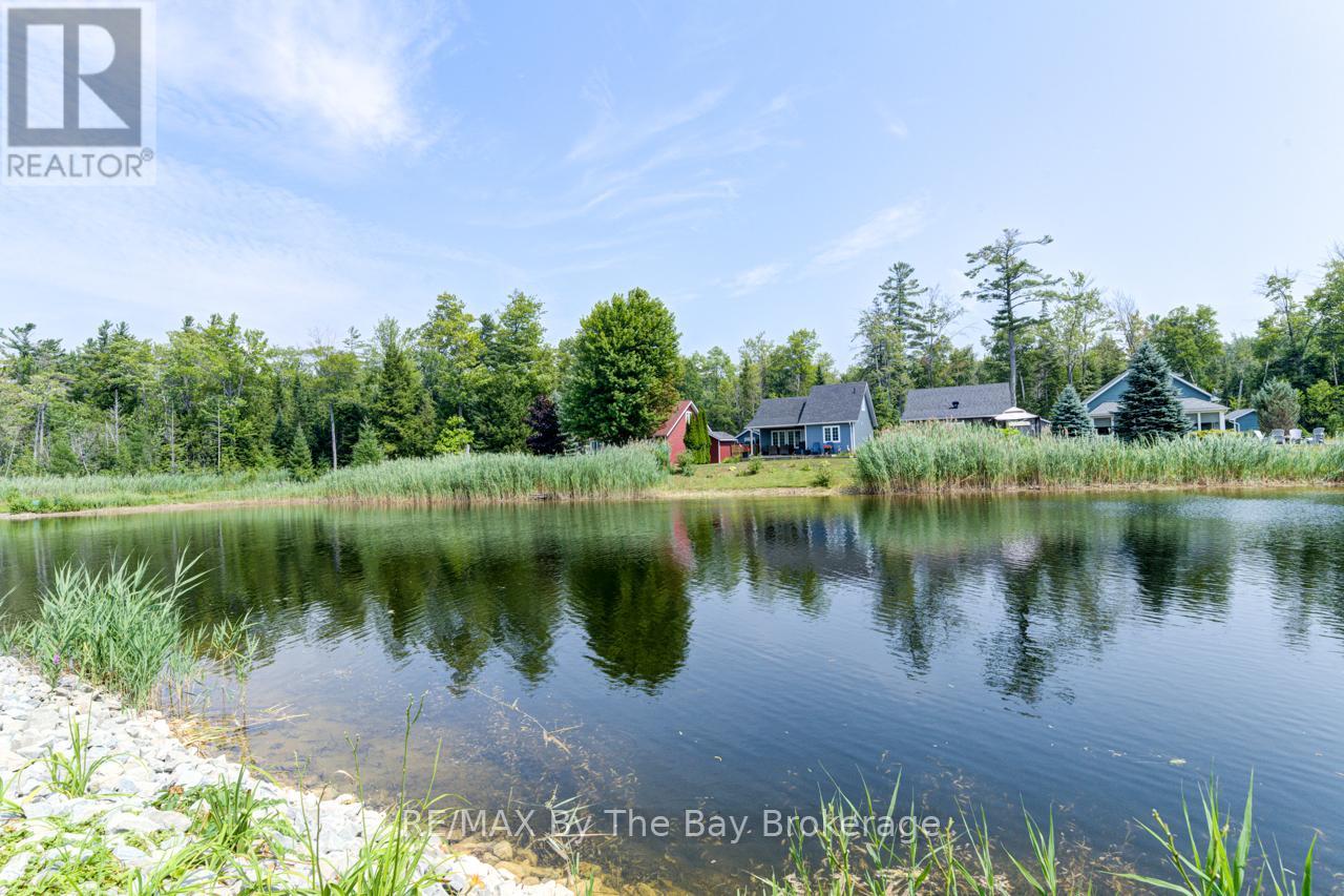 47 Madawaska Trail, Wasaga Beach, Ontario L9Z 1X7 - Photo 37 - S12323628