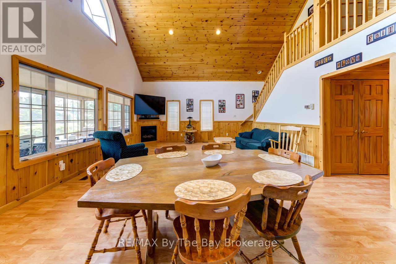 47 Madawaska Trail, Wasaga Beach, Ontario L9Z 1X7 - Photo 17 - S12323628