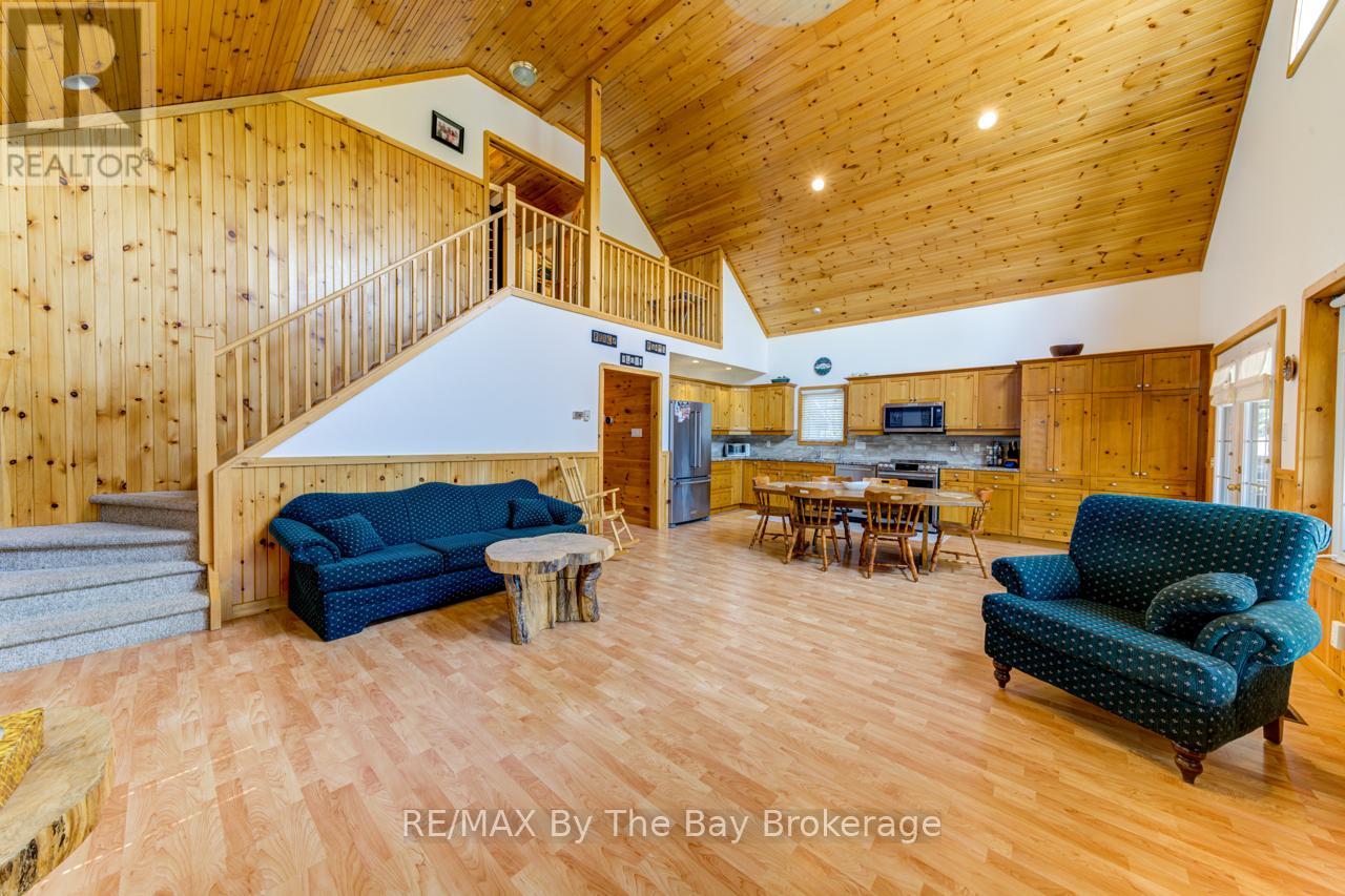 47 Madawaska Trail, Wasaga Beach, Ontario L9Z 1X7 - Photo 21 - S12323628