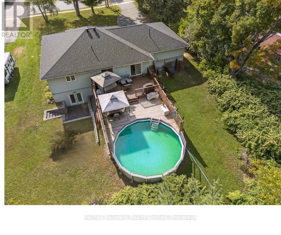 69 Woodchester Avenue, Bracebridge, Ontario  P1L 1H9 - Photo 5 - X12400015