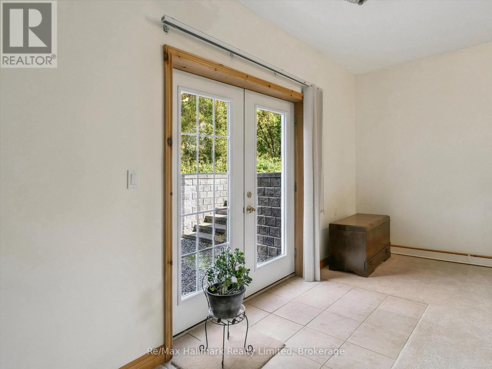 69 Woodchester Avenue, Bracebridge, Ontario  P1L 1H9 - Photo 36 - X12400015