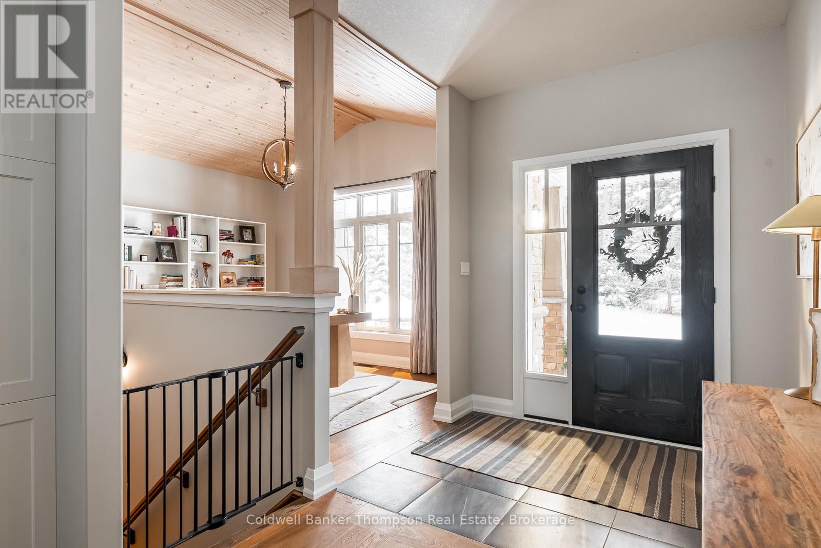 744 North Mary Lake Road, Huntsville, Ontario P1H 1S4 - Photo 3 - X12600756