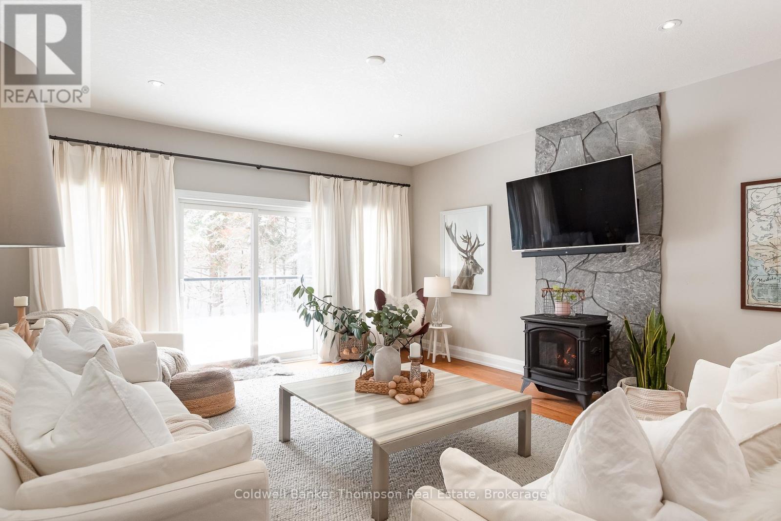 744 North Mary Lake Road, Huntsville, Ontario P1H 1S4 - Photo 9 - X12600756