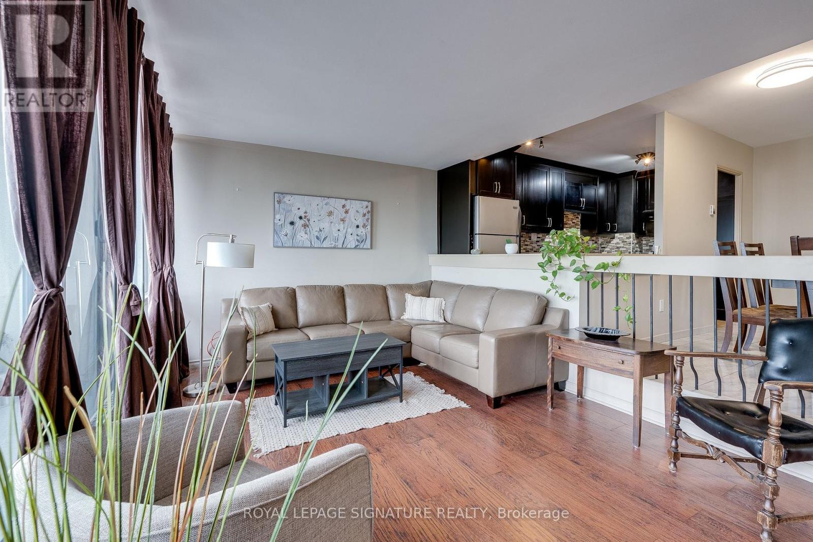 611 - 1 FOUR WINDS DRIVE, Toronto, Ontario