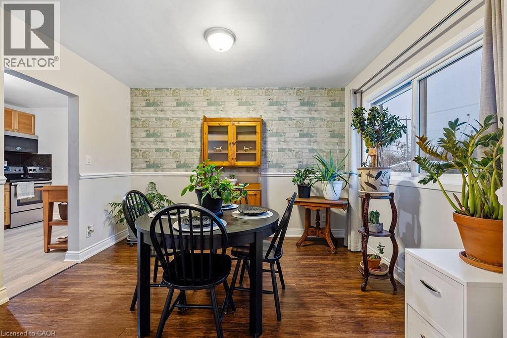 2079 Meadowbrook Road Unit# 8, Burlington, Ontario  L7P 2A5 - Photo 14 - 40793555