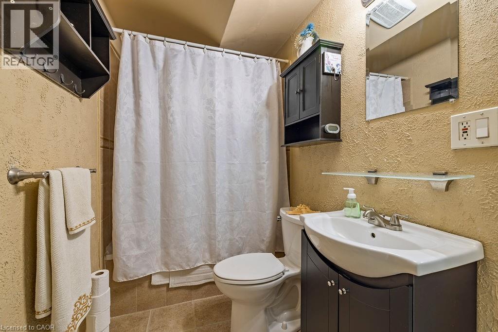 2079 Meadowbrook Road Unit# 8, Burlington, Ontario  L7P 2A5 - Photo 25 - 40793555