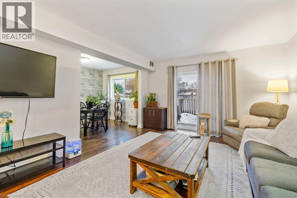 2079 Meadowbrook Road Unit# 8, Burlington, Ontario  L7P 2A5 - Photo 9 - 40793555