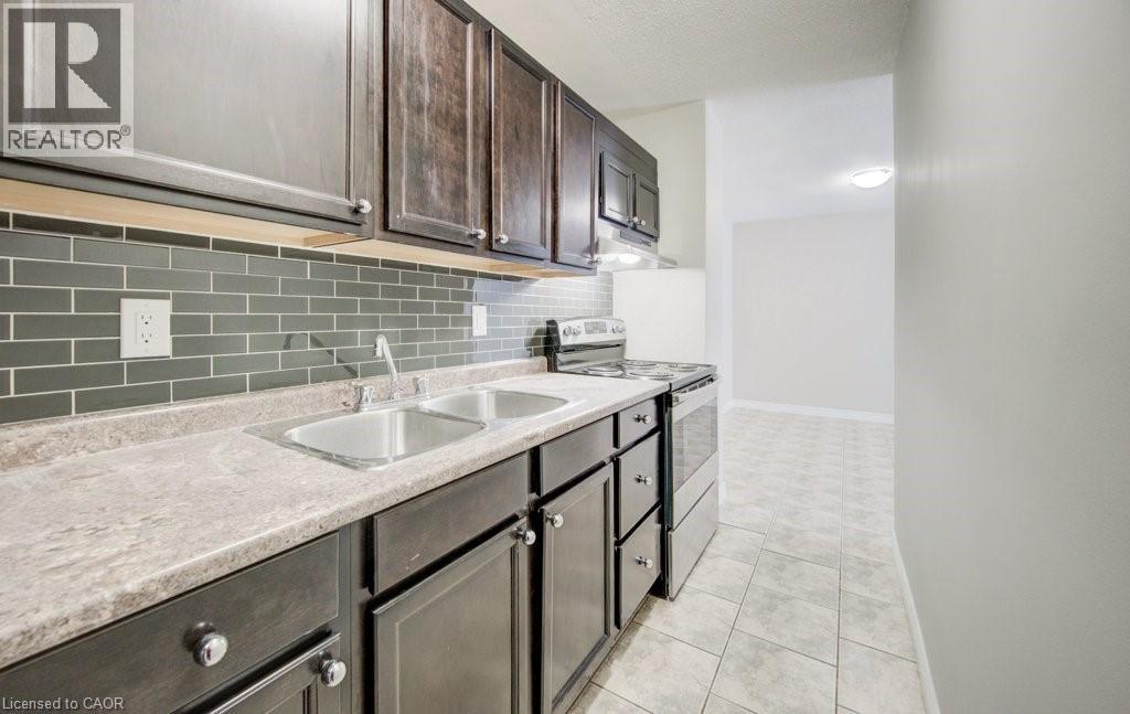 930 Eagle Street N Unit# 22, Cambridge, Ontario  N3H 1C4 - Photo 7 - 40793475