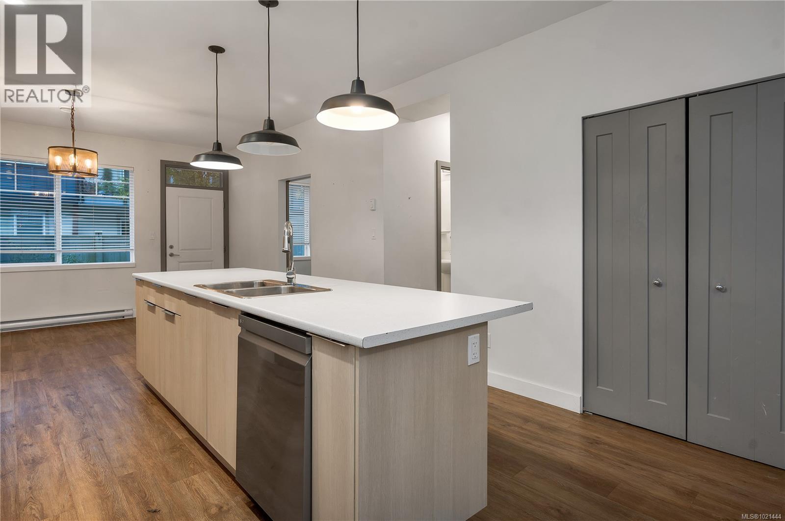 4 796 Island Hwy S, Campbell River, British Columbia  V9W 1A6 - Photo 5 - 1021444