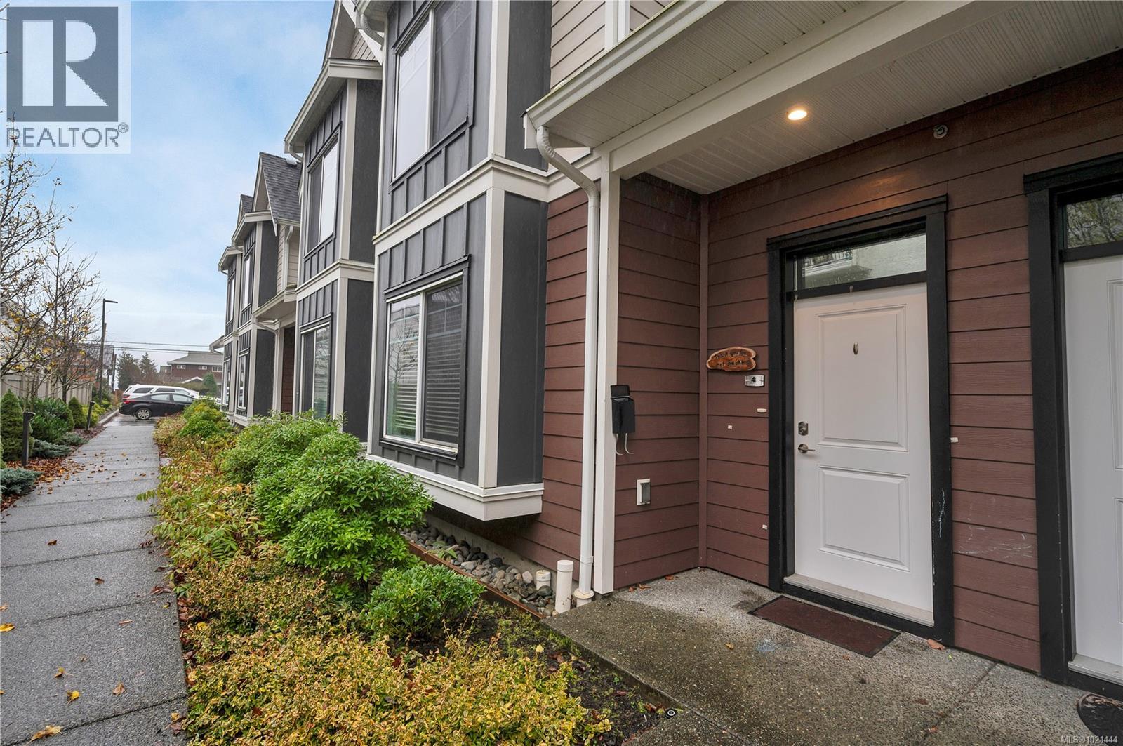 4 796 Island Hwy S, Campbell River, British Columbia  V9W 1A6 - Photo 3 - 1021444