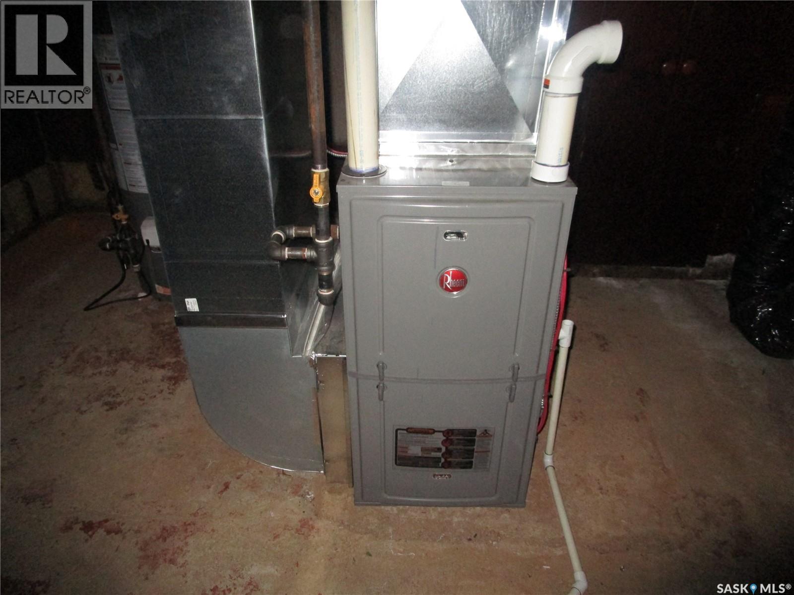 514 3rd Avenue E, Assiniboia, Saskatchewan  S0H 0B0 - Photo 15 - SK025563