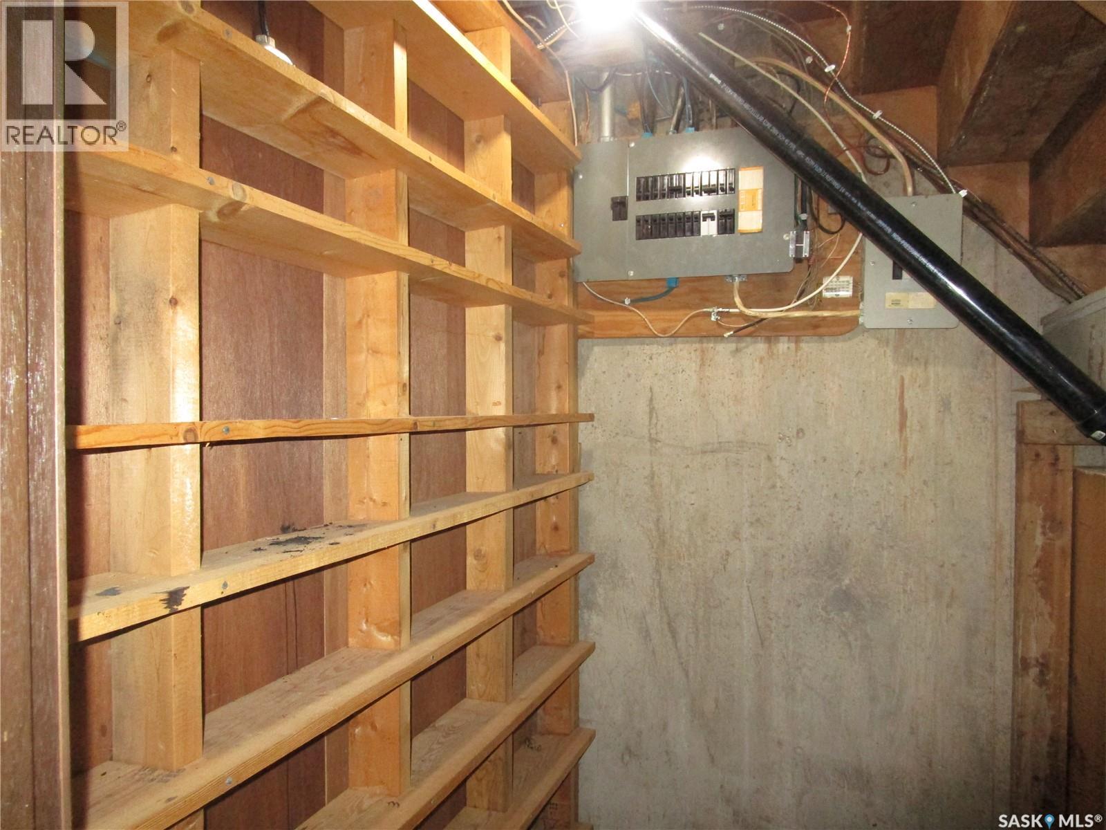 514 3rd Avenue E, Assiniboia, Saskatchewan  S0H 0B0 - Photo 19 - SK025563