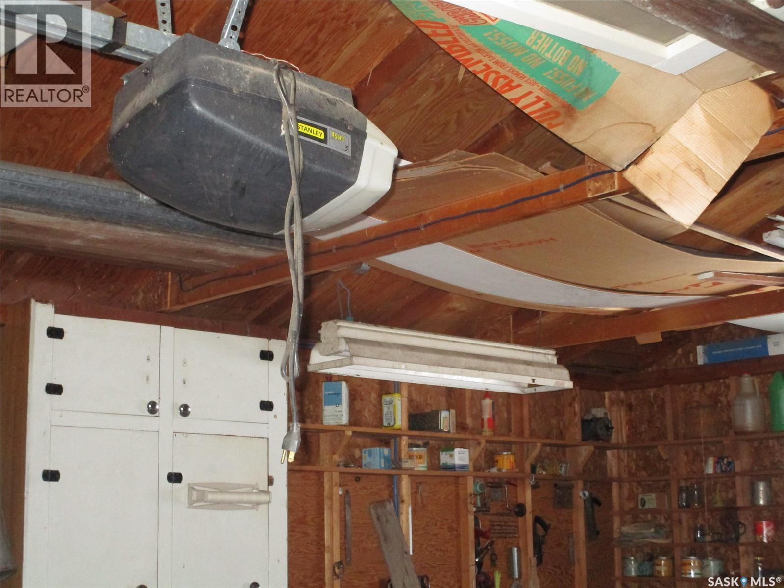 514 3rd Avenue E, Assiniboia, Saskatchewan  S0H 0B0 - Photo 23 - SK025563