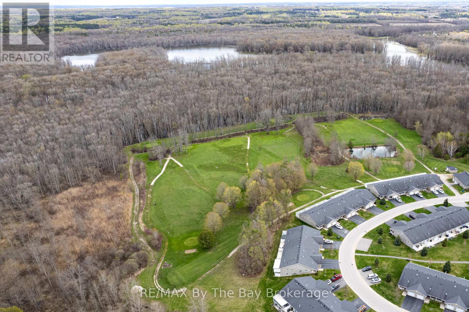 9 Allen Drive N, Wasaga Beach, Ontario  L9Z 1K5 - Photo 43 - S12426181