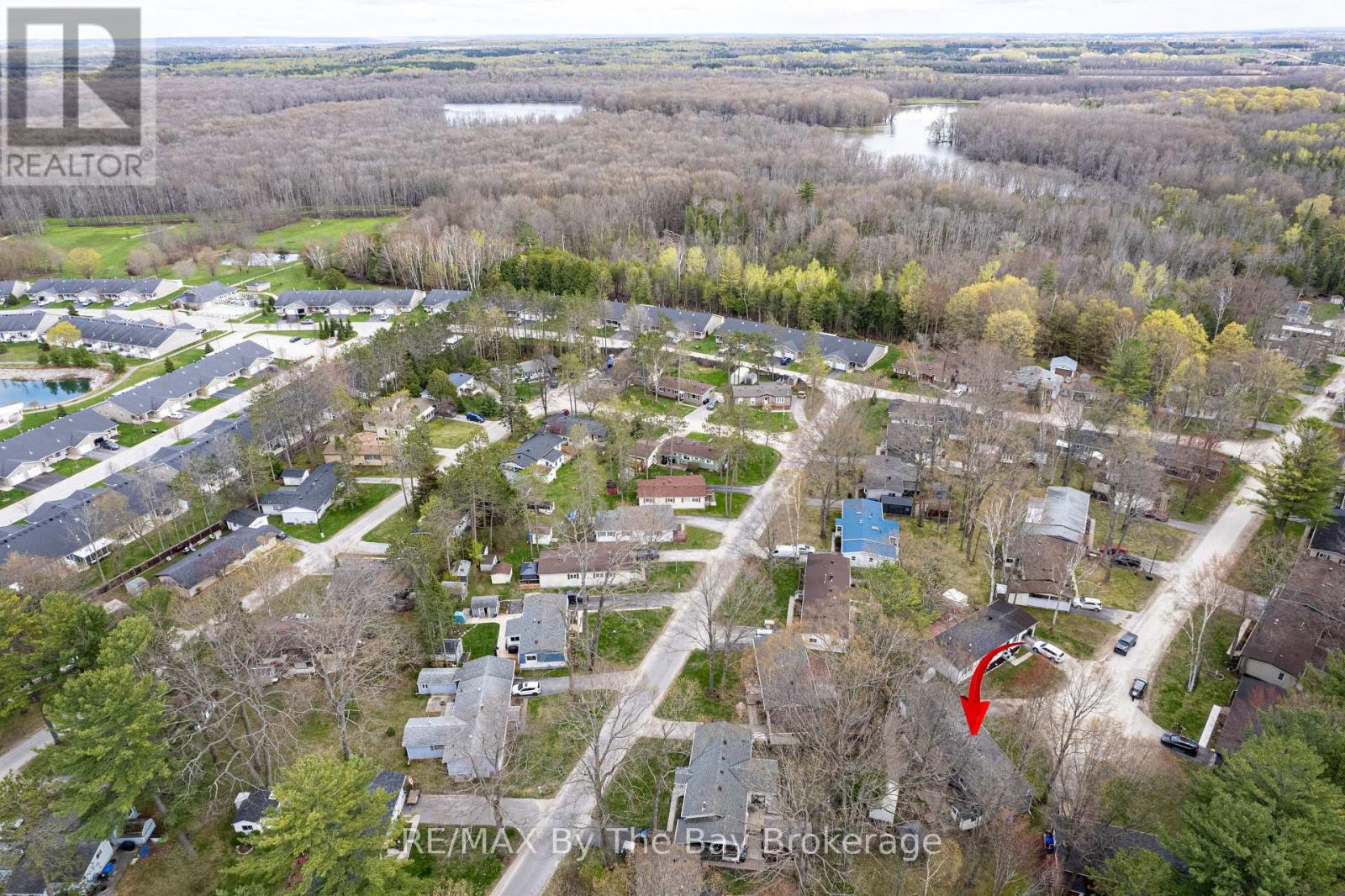 9 Allen Drive N, Wasaga Beach, Ontario  L9Z 1K5 - Photo 44 - S12426181