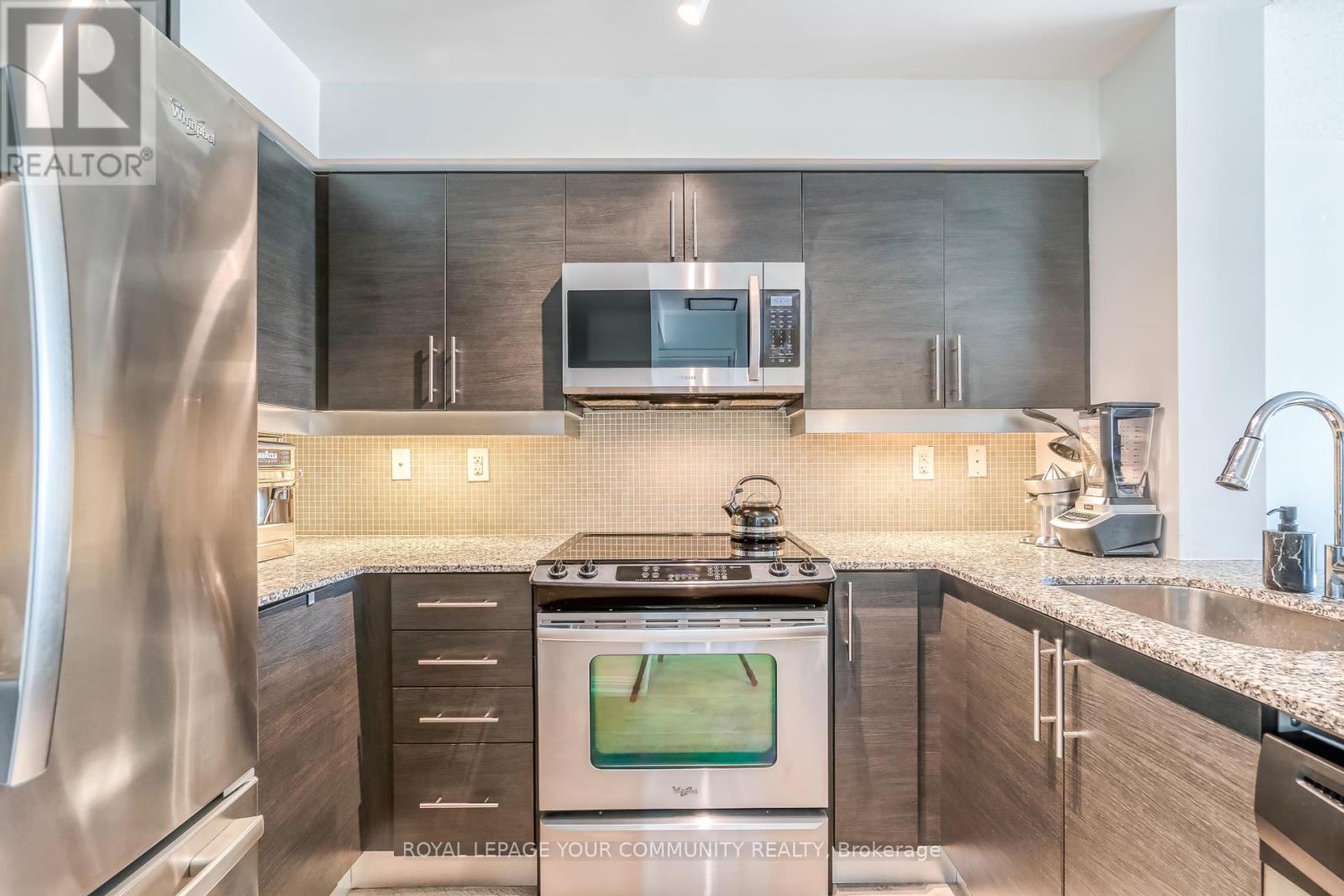 612 - 125 Western Battery Road, Toronto, Ontario M6K 3R8 - Photo 8 - C12629426