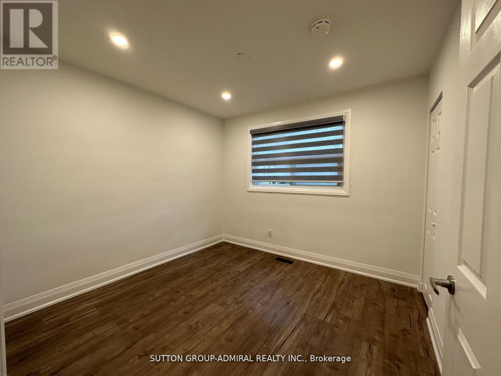 Main Floor - 7 Resolution Crescent, Toronto, Ontario  M2H 1N3 - Photo 11 - C12629450